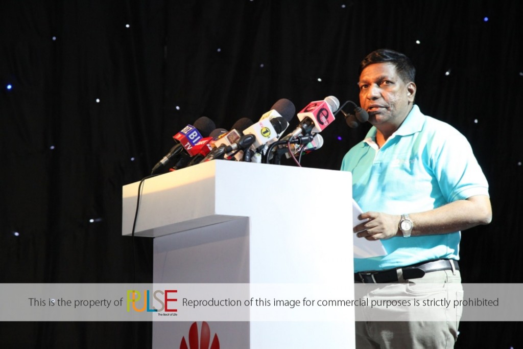 4. Mr. Asoka Pieris - Group CEO Singer Sri Lanka PLC addressing the gathering [1600x1200]