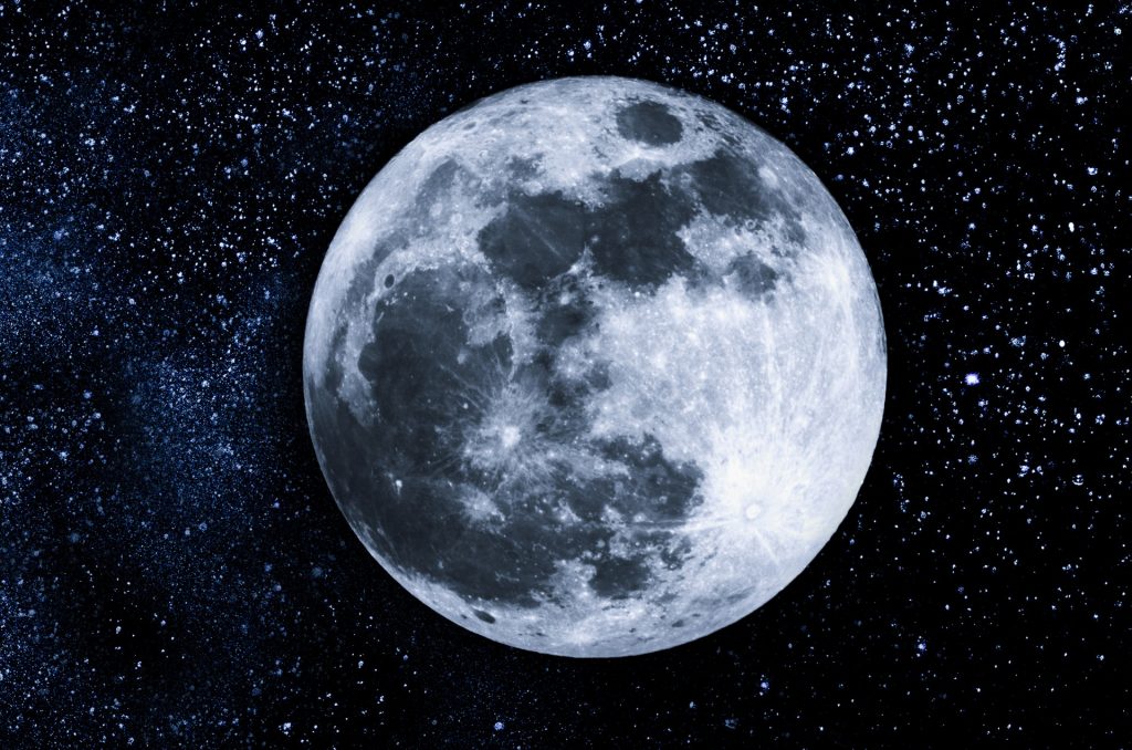 night-sky-with-moon-and-stars-1389109637ivg